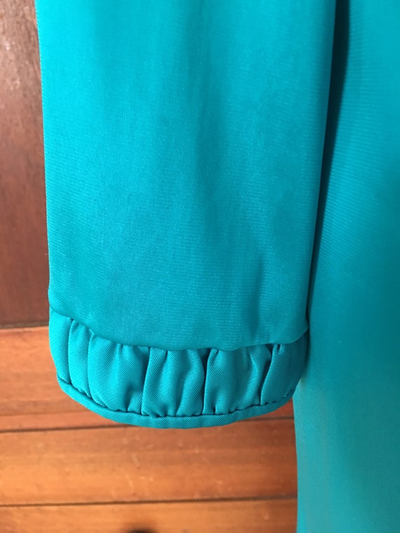 Small Vanity Fair Turquoise Robe... - image 5