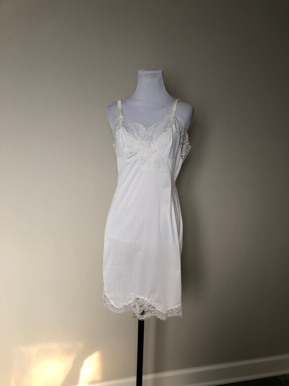 Full Slip Short 34 Polyester Off White Sears, Roebuck… Gem