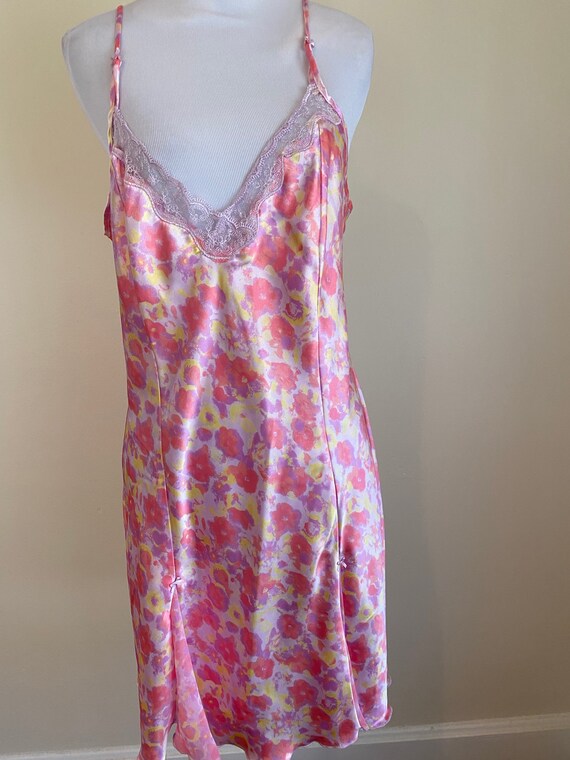 Nightgown Short Floral Pink and Yellow Medium 20"… - image 3