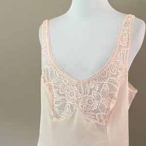 Full Slip Size 36 Bali Peachy Pink Lacy Bust and Extender Lace - Etsy