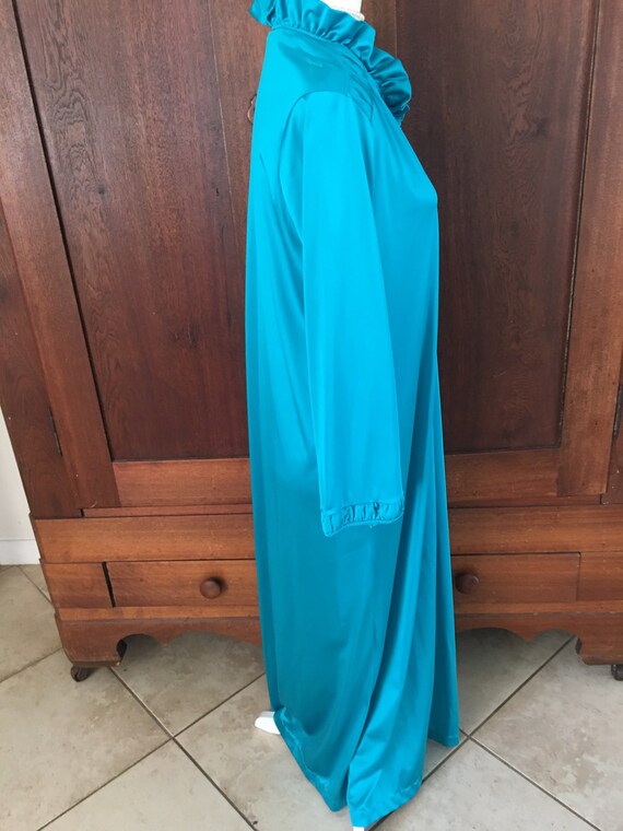 Small Vanity Fair Turquoise Robe... - image 3