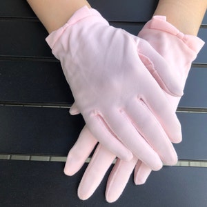 Guantes de nailon de talla única con lazos rosas de Van Raalte para mano mediana Accesorio vintage