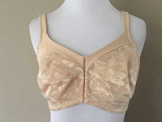 Bra 36C Wacoal Nude Tan Beige Brassiere Satiny Soft Cup Back