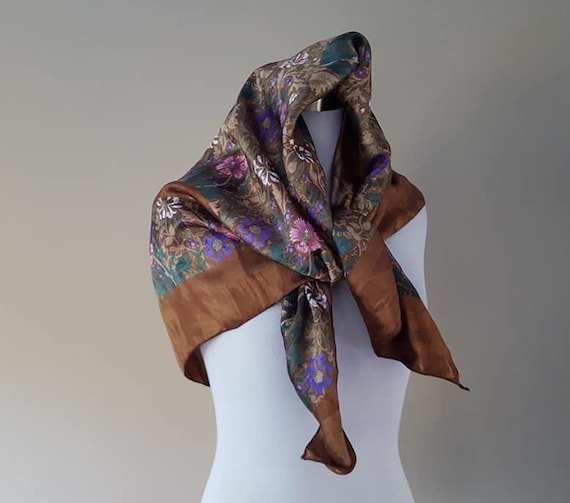 LOUIS VUITTON PARIS SILKY SCARF/SHAWL. BROWN WITH PINK FLORAL