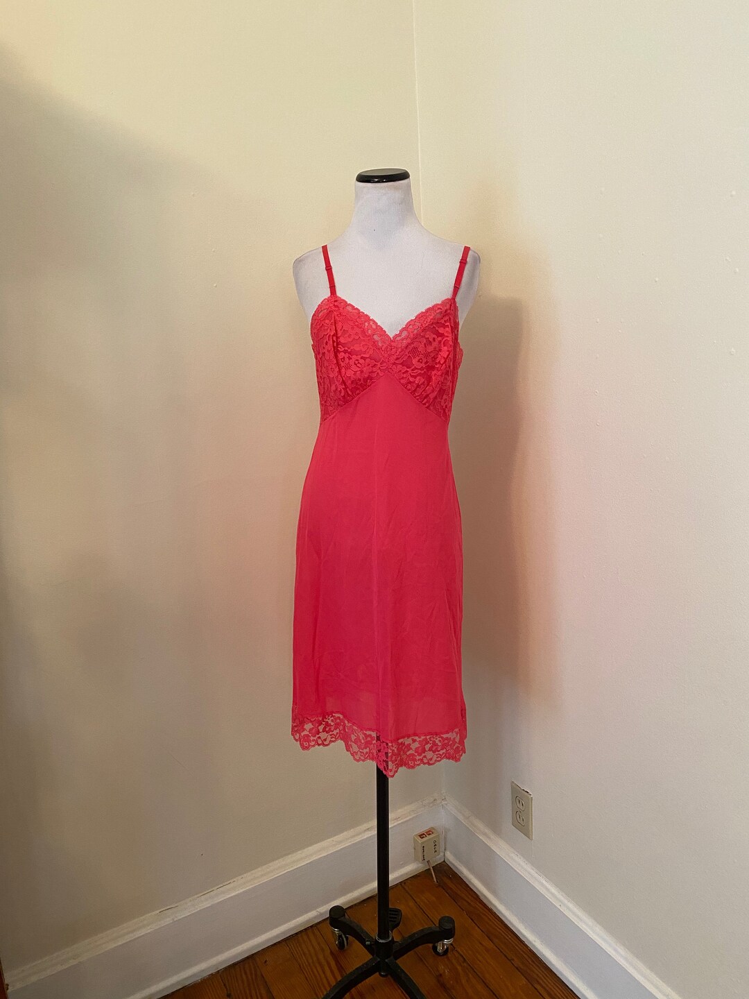 Vintage Vanity Fair Full Slip Pink Size 34 Lace Bodice and Etsy