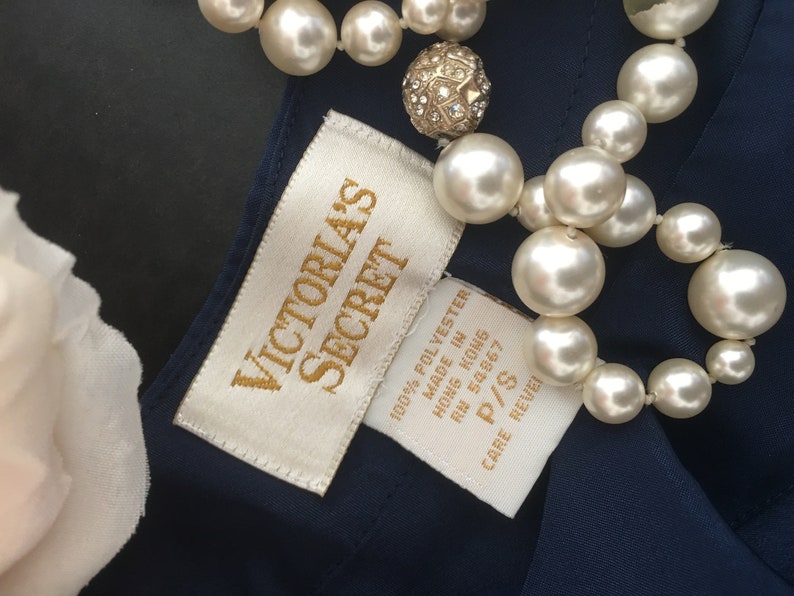 Petite Small Victoria.s Secret Sleep Shirt Gold Label