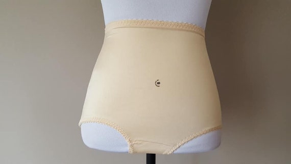 Panty Girdle Small Rago NWOT Nude Tight Made in USA Pinup High Waist Full  Bottom Tan Beige Vintage Lingerie -  Canada