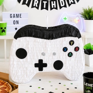 White Game Controller Piñata – Video Game Birthday Decor, Kids Gaming Party Supplies, Gamer Theme Decoration (Piñata Only)