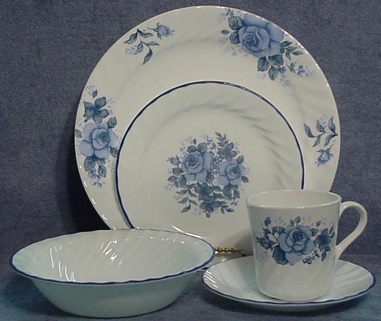 20 Pc CORELLE Blue Velvet Roses Dinnerware Like New Dinner Etsy