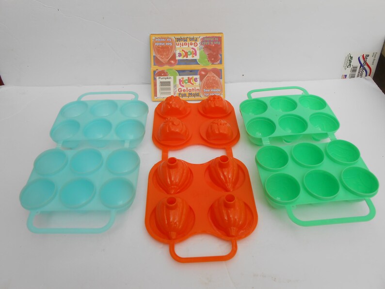 3 JELLO Jigglers Egg Molds 2 Easter Smooth Sculptured Etsy