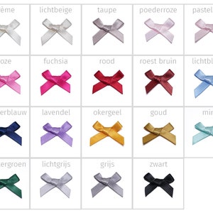 25 stuks Zelfklevende strikjes - plakstrikjes - satijnen strikjes - mini strikjes - 3cm