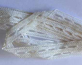 vintage lace, heirloom, christening, wedding, retro, dressmaking, sewing, vintage, appliqué, lace trim,