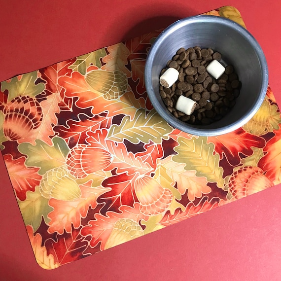 Autumnal Oak Leaf and Acorns Pet Food Mat - Green Rust Terracotta  Washable Feeding Mat  - washable pet food mat
