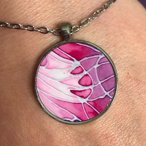 Pendentif rond Pink Butterfly - Collier pendentif en Rose Rose & Fuchsia Rose - Bijoux Femme Cadeau Anniversaire - Cadeau Bijoux pour Elle