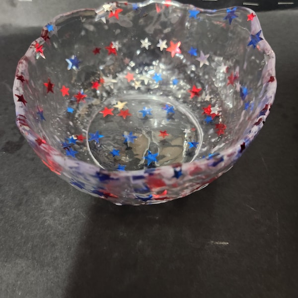 Design Custom resin bowls