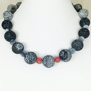 Desert Moon - Sandblasted agate, snakeskin agate ans sterling silver handmade Beaded Necklace