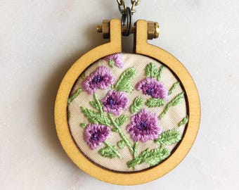 Purple Flower Embroidery Hoop Necklace, Embroidered Necklace, Flower Pendant, gift for her, embroidered jewellery, embroidered necklace