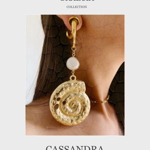 The Graecia Collection - CASSANDRA - Stainless Steel Hypoallergenic hook with Freshwater Pearl and Gold Conch Earweights