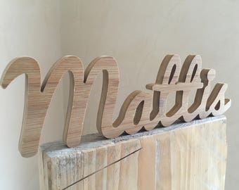 Mattis - Name aus Holz / Holzschriftzug / Schriftzug aus Holz / individuell gestalten