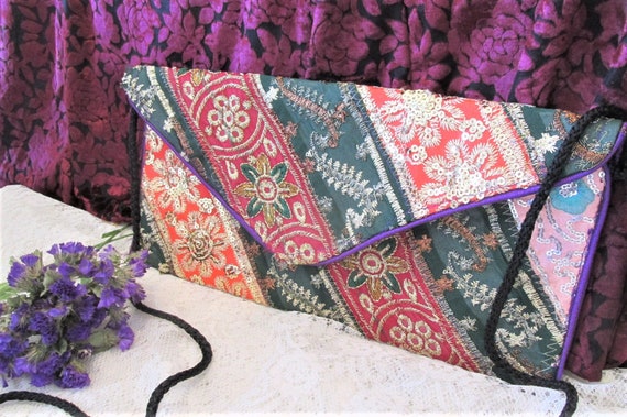 Vintage hippie shoulder bag Indian style embroide… - image 1