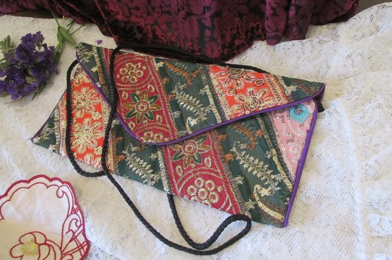Vintage hippie shoulder bag Indian style embroide… - image 8