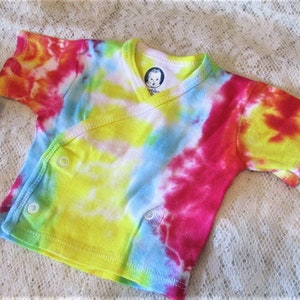 Baby top t shirt tie dye baby clothing summer baby clothes colourful hippie tie dye tee shirt cotton top vintage new born baby top.