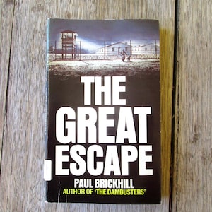 Vintage book The Great Escape by Paul Brickhill paperback World War II true story adventure book novel gifts.