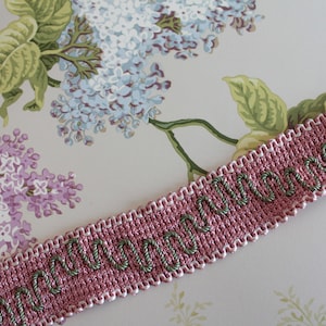 Galon passementerie Rose, vert et ivoire, bordure d'abat jour,ornement rideau,embrasse à rideaux, passementerie française,2416B