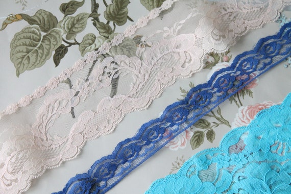 フランス　ヴィンテージ　ビンテージ　ベール ヴィンテージフランス製ナイロンレース、メートル単位で販売、いくつか