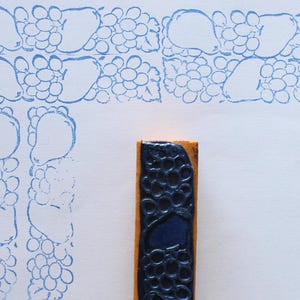 Tampon bois ancien frise fruit POIRE pour scrapbooking, arts textiles, broderie, 3778