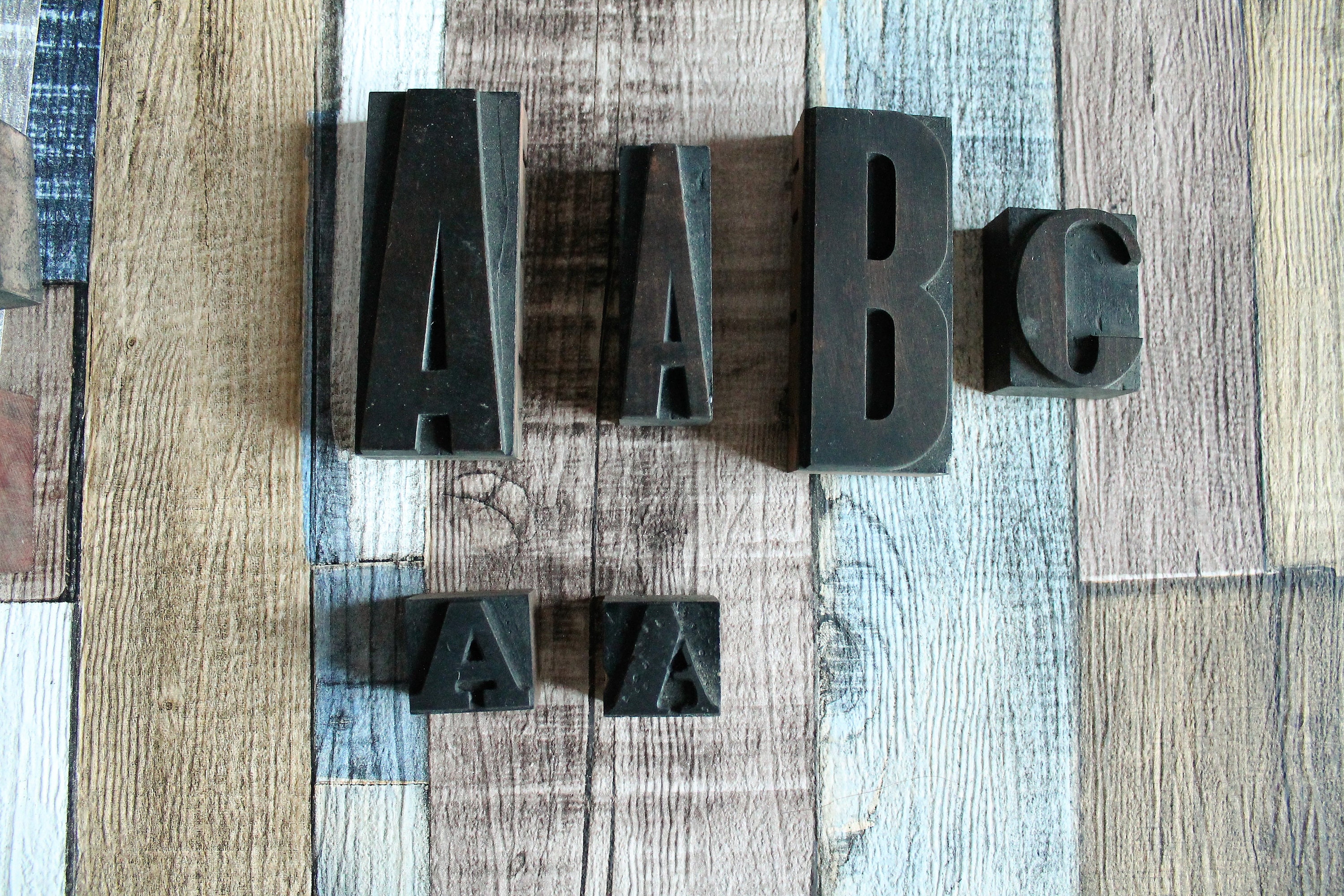 Lettre en Bois Ancienne Typographie Imprimerie A B C Pour Décor Industriel, Artisanat, 3499