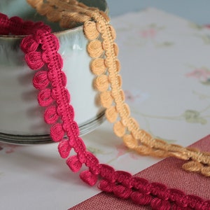 Galon jaune ou rouge de passementerie,galon vintage jaune de 2.2 cm, bordure jaune d'abat jour, galon de rideau,galon pompons jaune,2388