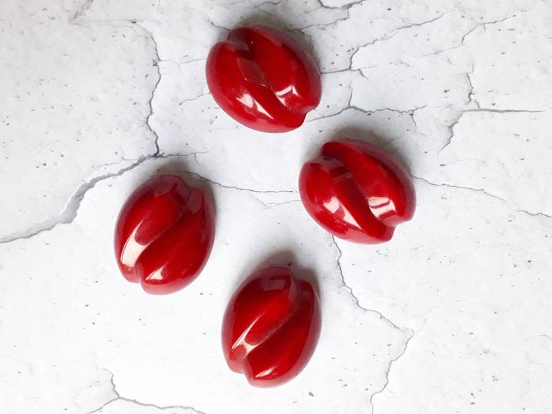 red button Vintage polyester buttons 2541 lot of buttons