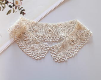 Cuello antiguo de mujer color crudo, encaje de bolillos, 4882