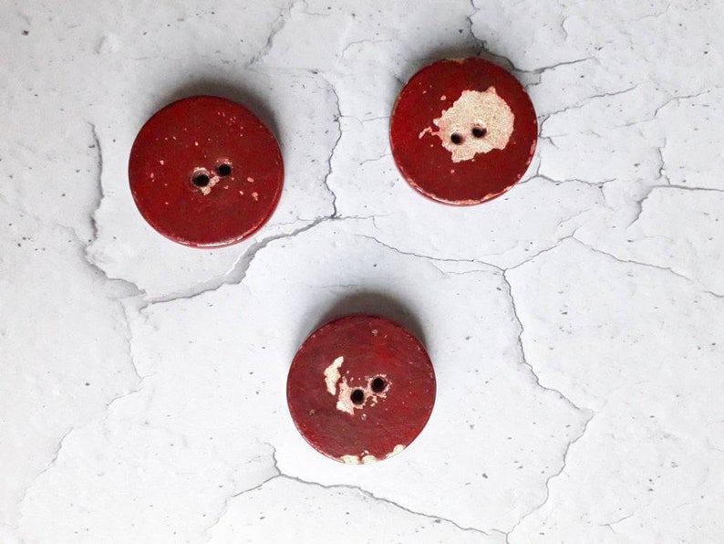 red button Vintage polyester buttons 2541 lot of buttons