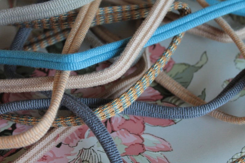 Double piping of French trimmings from Les Passementeries de Etsy