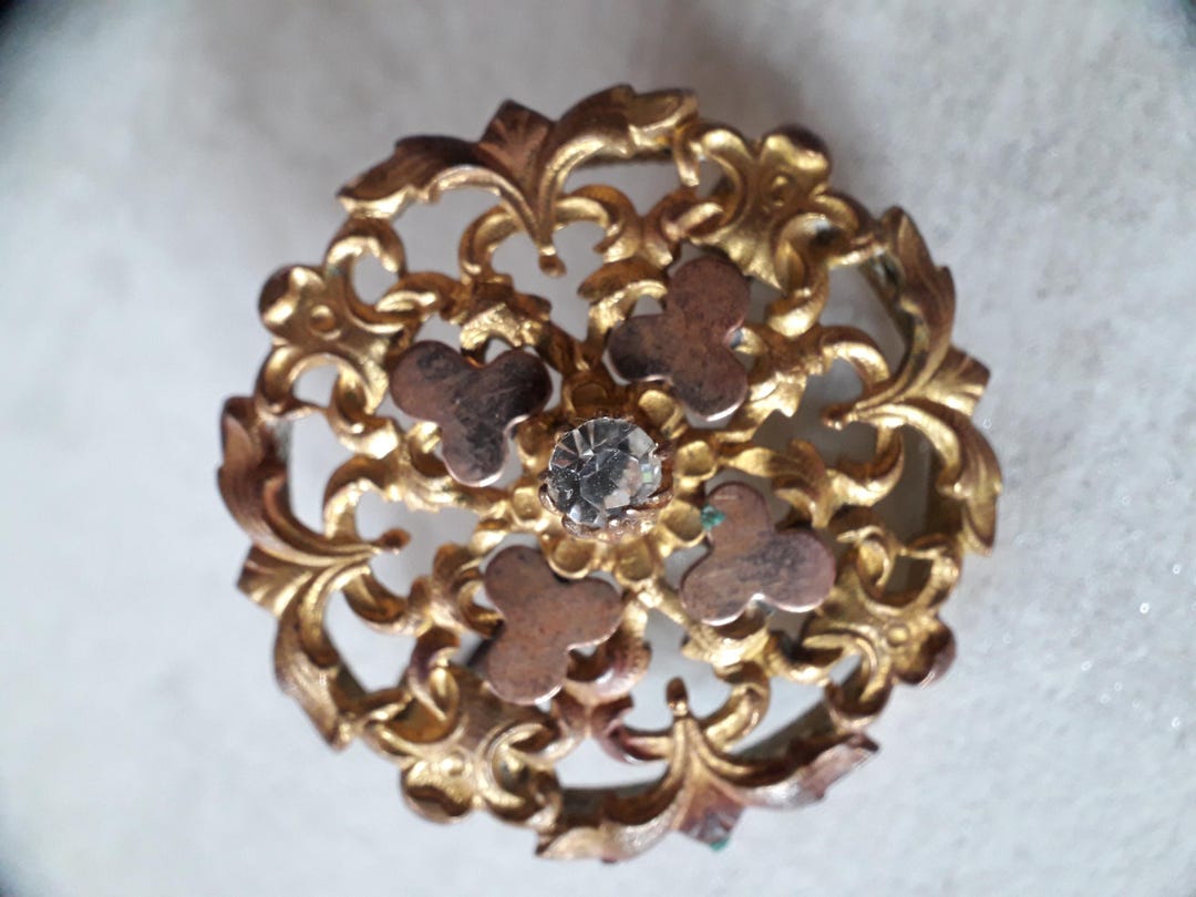 Ancienne Broche Laiton Ou Métal Doré Peint Bleu Rouge Vert - Occasion