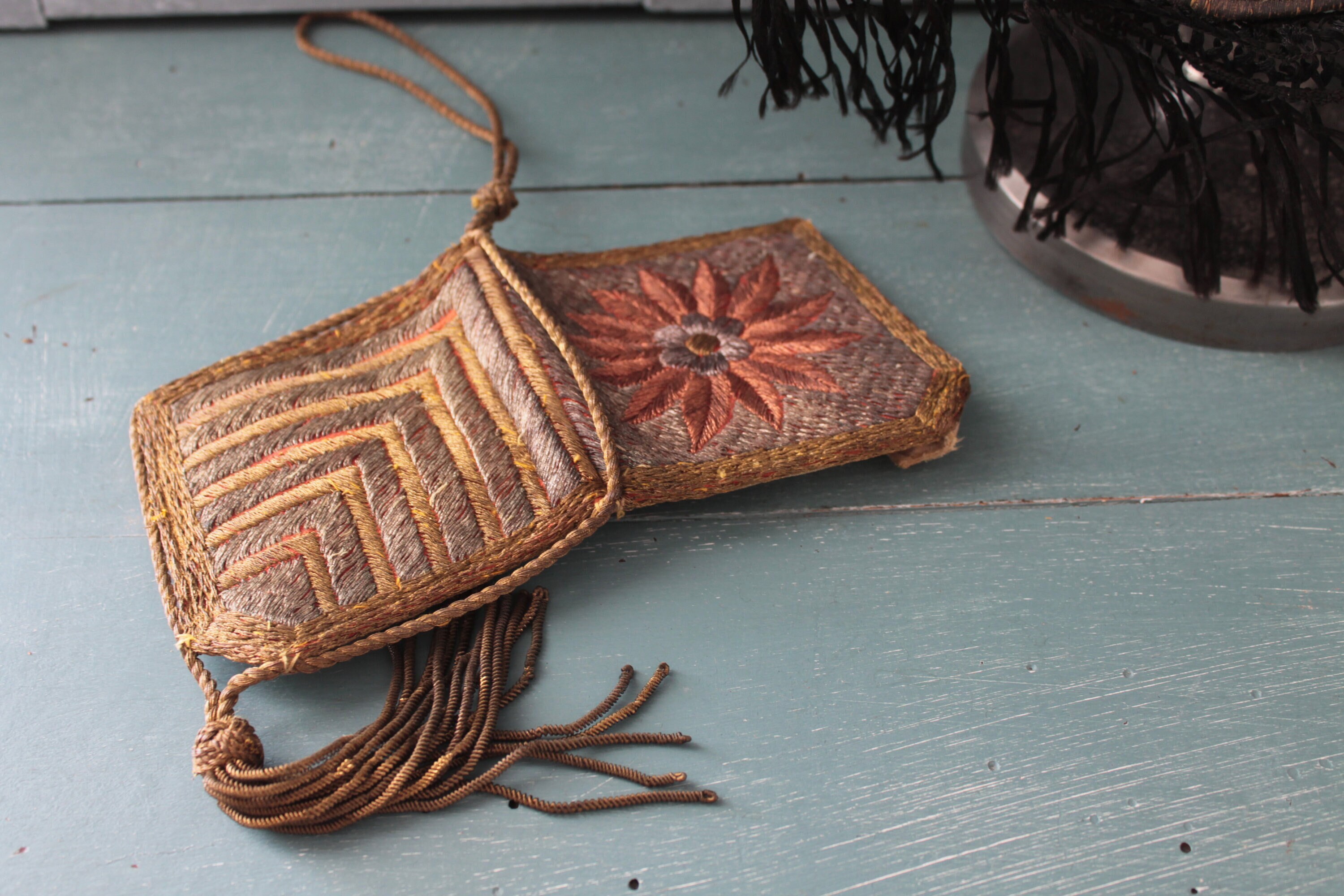 Porte Monnaie Ancien Au Fil d'or avec Miroir, 3576