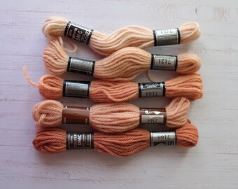 Colbert DMC wool, coral DMC skein, Pure Virgin wool, tapestry wool, DMC7164, DMC7166, DMC7451, DMC7121, 8.7 yd, 8 ml,ref2164