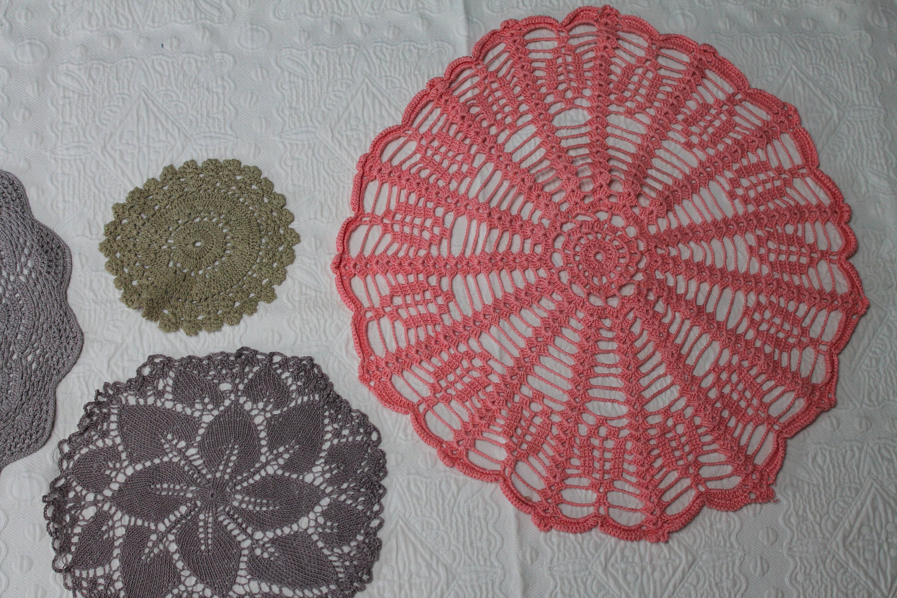 4 Napperons Assortis Teints, Napperon Gris, Vert Amande, Corail, 2918