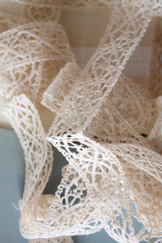 アンティークフランス製レース 4.63 m、エクリュ色、幅3 cm