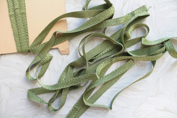Galon vert passementerie plat de passementerie vert vintage française, galon vert de 13 mm, galon vert de 1/2 Galon vert passementerie plat de passementerie vert vintage française, galon vert de 13 mm, galon vert de 1/2