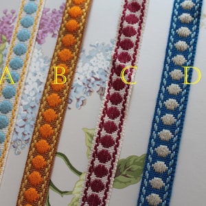 Ruban jacquard tricolore à pois en relief de largeur 18 mm, vendu au mètre, 1,09y, 100% dralon, fabriqué en France, 2841