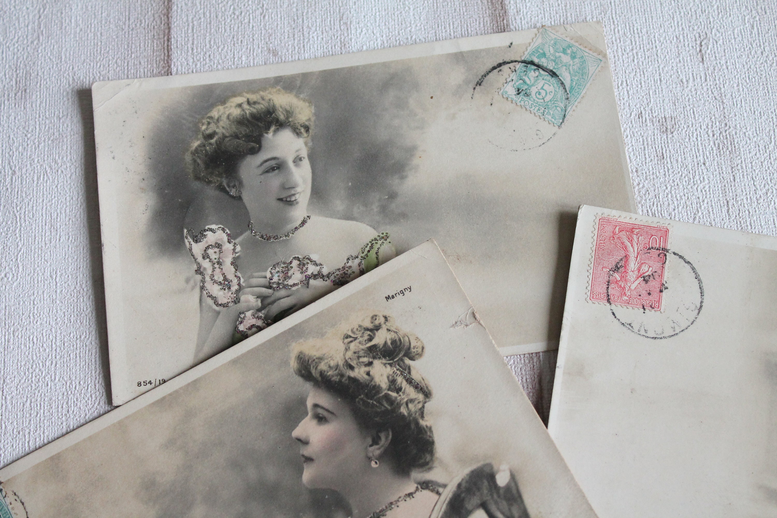 Cpa Fantaisie Art Nouveau Annee 1900 Representant Une Femme
