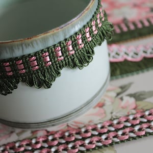 Galon vert et rose de passementerie pour abat jour, rideau, 2407
