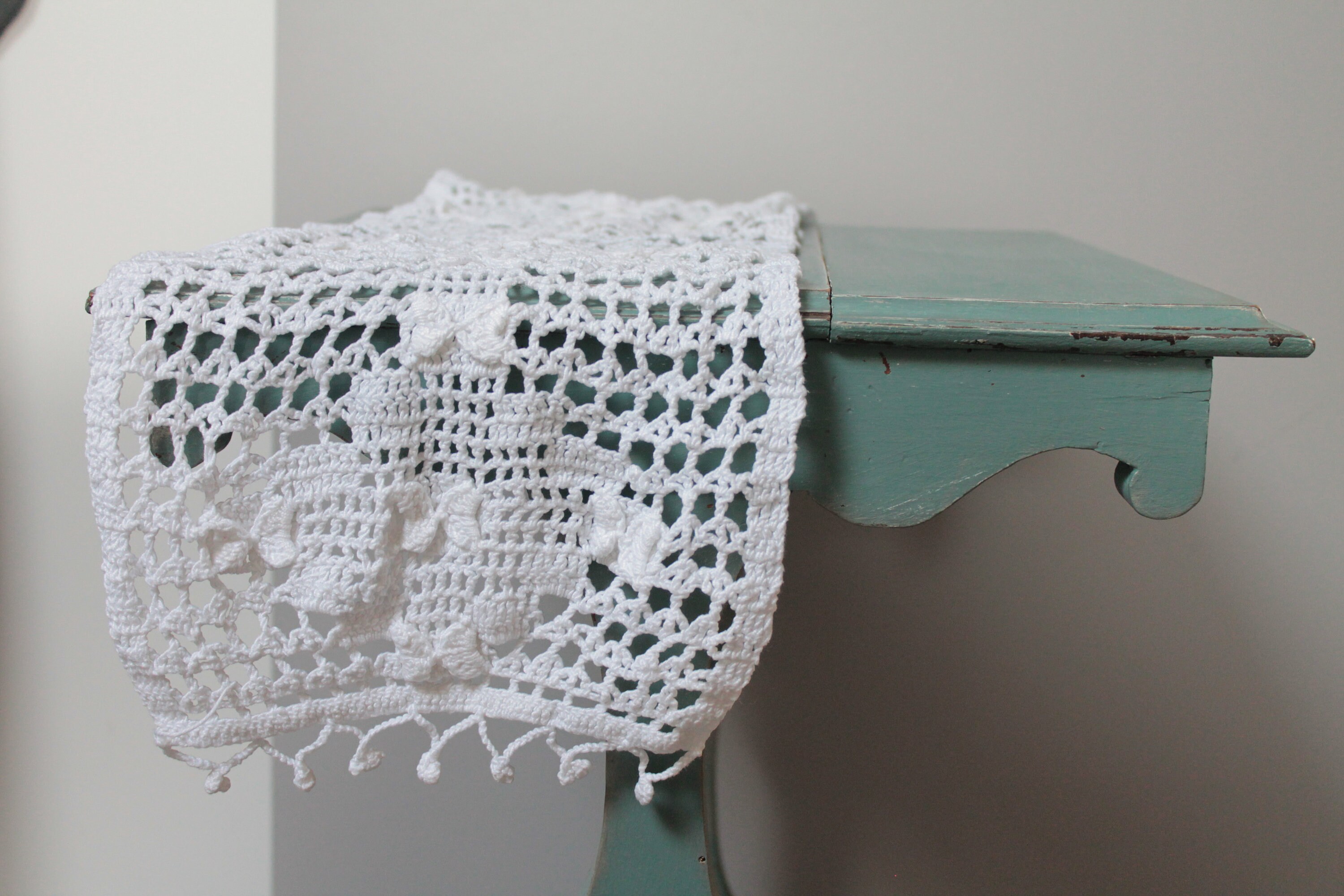 Dessus de Meuble, Napperon Blanc Rectangle, Ouvrage Vintage Fait Main Au Crochet, 2642