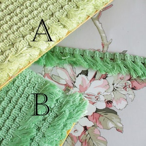 Galon à franges vert chartreuse, 1 mètre, 1.09 yards,à pompons verts, passementerie française, frange verte, 2580