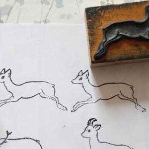 Tampon éducatif des années 1960, illustration de BICHE, jouet ancien de France, 4594