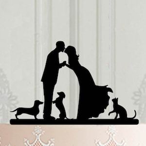 Custom cake topper with cats and dogs, Bride and groom with pet cake topper, Wedding Cake Decoration, Custom cake topper for wedding