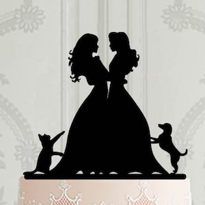 Lesbian wedding cake topper with pets, Mrs and mrs with cat and dog, LGBT wedding decor ideas